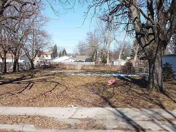2nd image of 21707 Harper Lake Ave