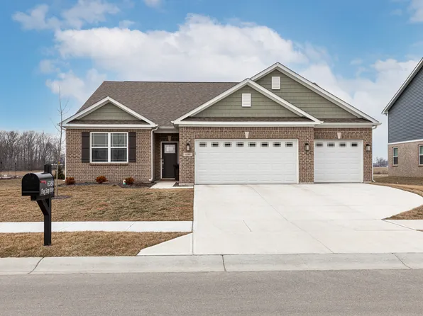 6380 Flag Stop Dr, Whitestown, IN 46075