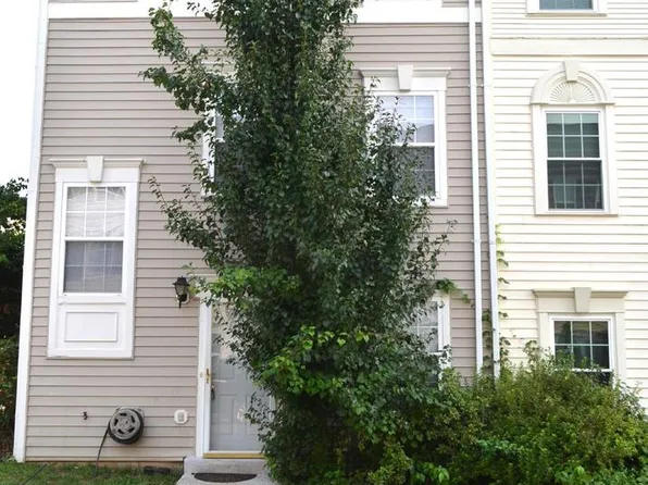 46049 Marble Ter, Sterling, VA 20166