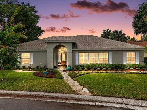 605 S Sandlake Ct, Mount Dora, FL 32757