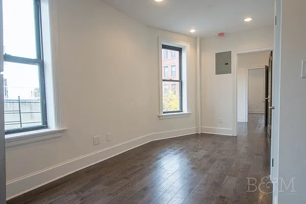 Rented by Brick&Mortar | media 21