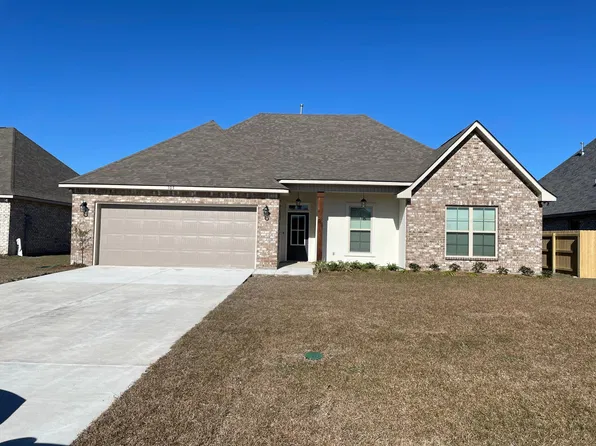 105 Cypress Park Ln, Belle Chasse, LA 70037