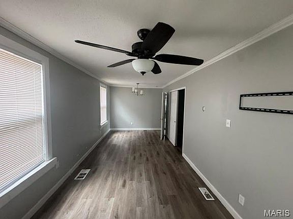2nd image of 8531 Jane Ave