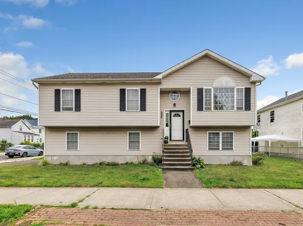 296 Newfield Avenue, Bridgeport, CT 06607