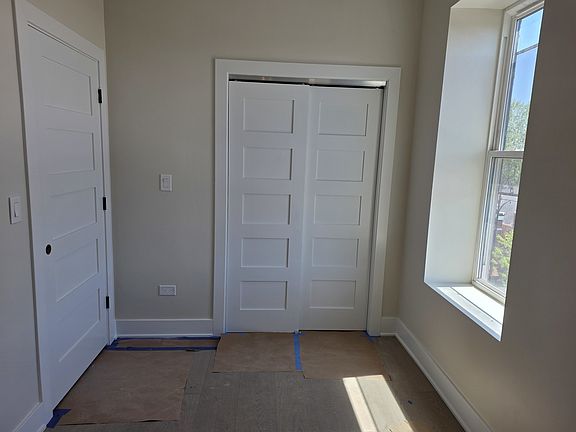 5th image of 3216 S Morgan St #4R