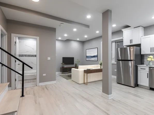 1430 N Maplewood Ave #O1o2, Chicago, IL 60622