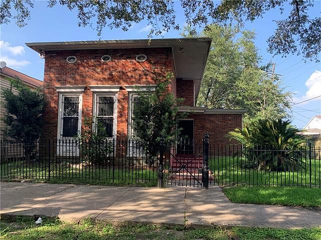 1st image of 2307 Bienville Ave