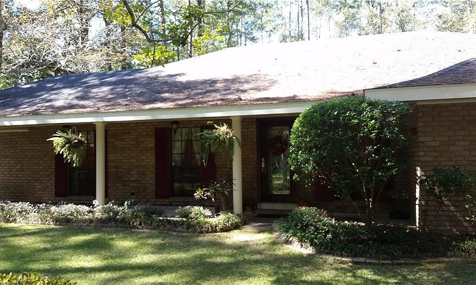 1st image of 303 E Nottoway Dr