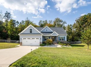5604 Ashview Ct, Summerfield, NC 27358