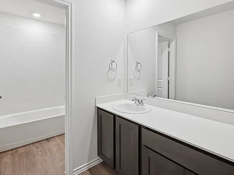 125 Arbor Dr — Photo 16