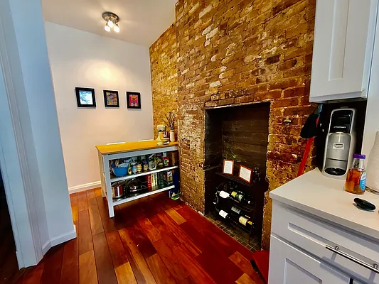 Rented by Brooklyn Heights Real Estate Inc | media 12