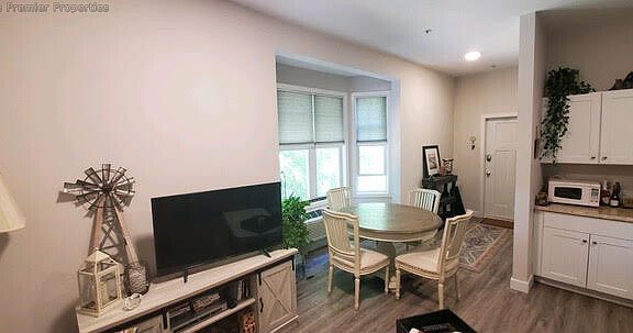 5th image of 40 Summer St #201