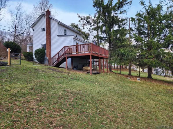 130 Seesetown Rd, Sidman, PA 15955