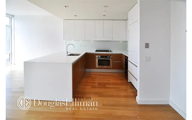 Rented by Douglas Elliman | media 23