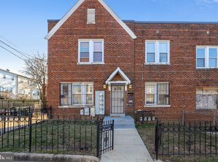 1125 Penn St NE APT 102, Washington, DC 20002