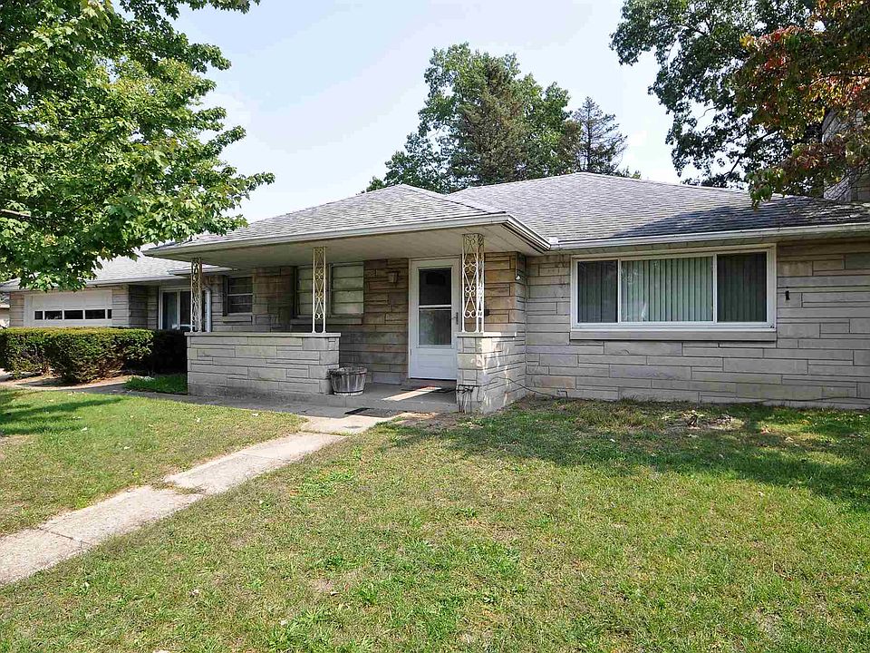 1st image of 304 S Ironwood Dr