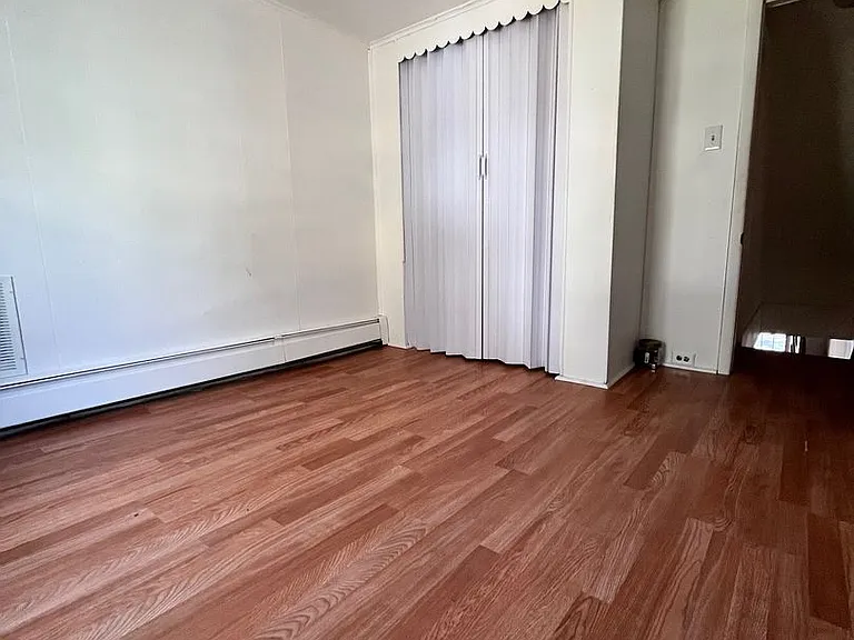 504 Laurel St — Photo 7