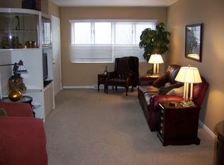 304 Center Ave APT 2, Sheboygan Fls, WI 53081