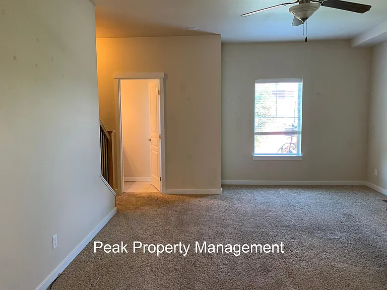 8786 W Pine Valley Ln — Photo 5