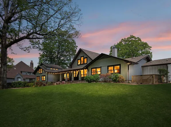 4504 Chestnut Ave, Signal Mountain, TN 37377