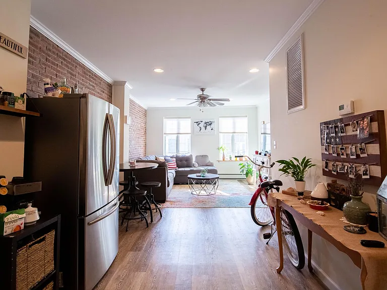 92 1st Ave #4 — Photo 7