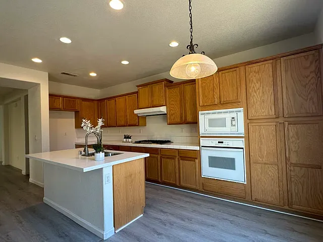 5309 McLean Dr — Photo 10