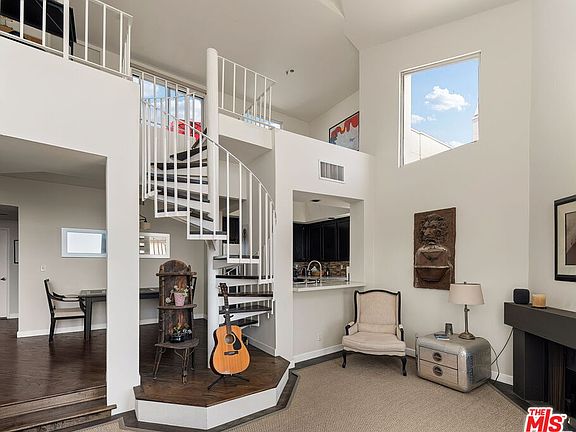 4th image of 245 Main St APT 308