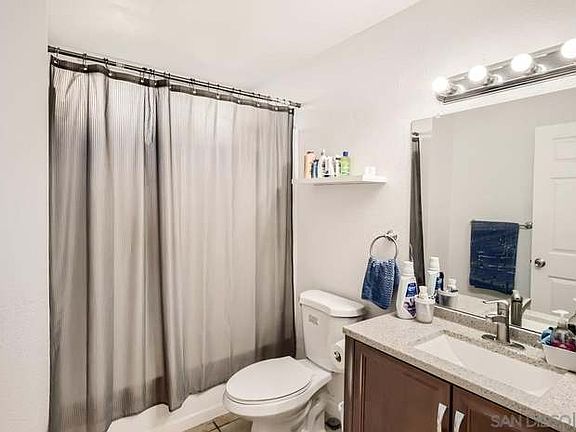 3rd image of 732 E Lexington Ave E #14