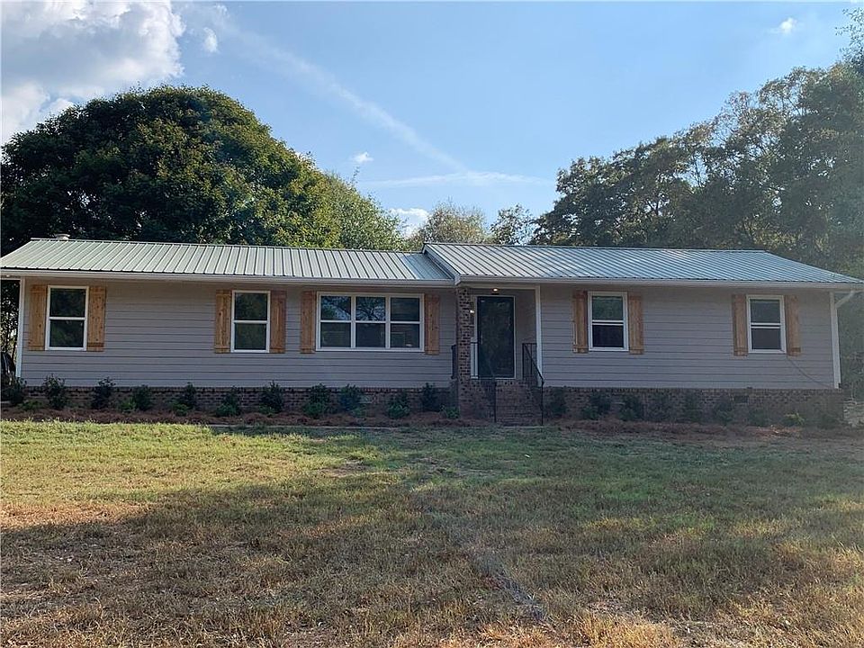 2nd image of 6498 Centerville Rosebud Rd