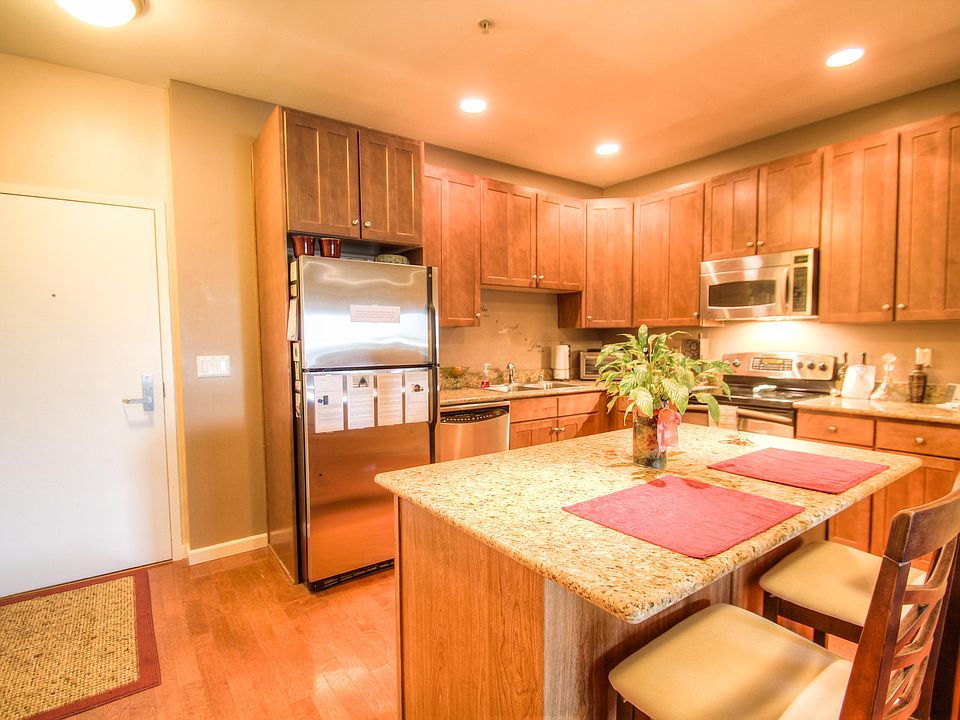 1st image of 1950 N Logan St APT 305