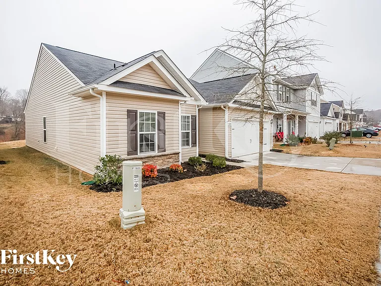 1828 Allegheny Dr — Photo 3