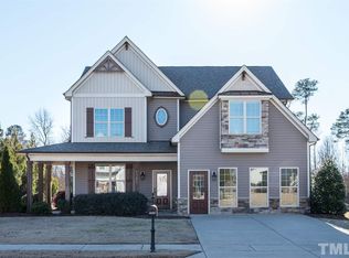 4085 Weavers Pond Dr, Zebulon, NC 27597