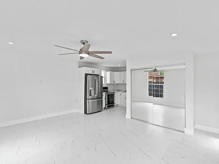4112 Garden Ave #B — Photo 2