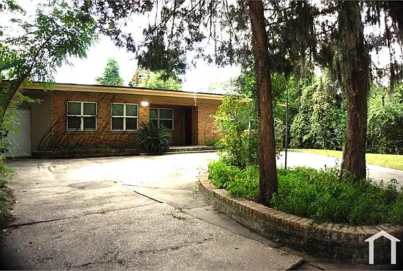 3 bed, $2,500 — Photo 1