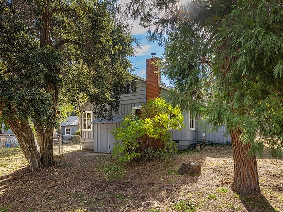 3rd image of 39144 Calle Del Sur
