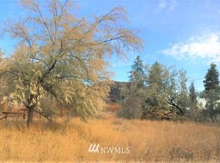335 N End Omak Lake Rd, Omak, WA 98841