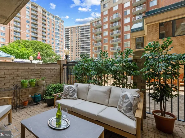3835 9th St #105W, Arlington, VA 22203