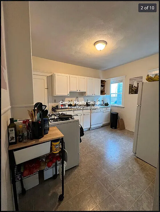 3 bed, 1.0 bath, $3,200 — Photo 2