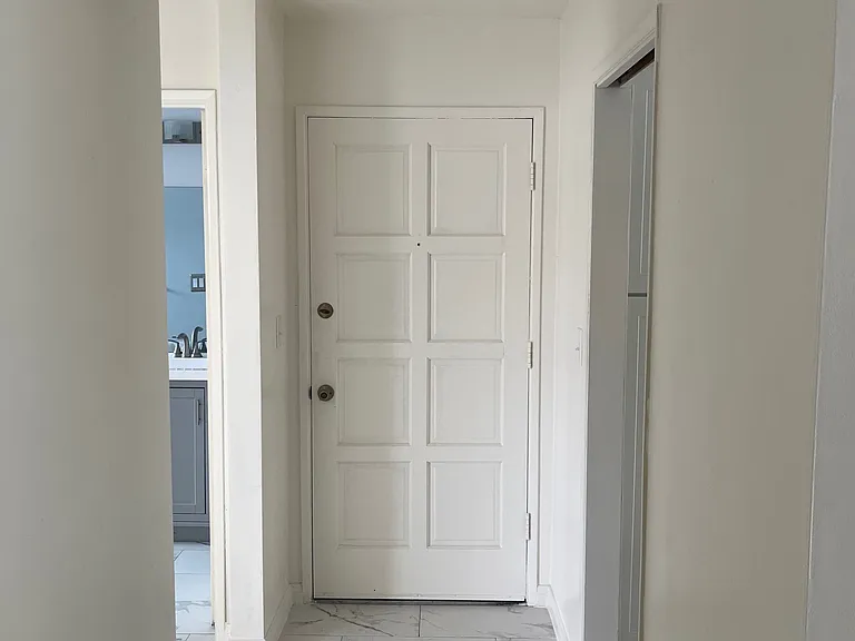 8661 Lake Murray Blvd #5 — Photo 6