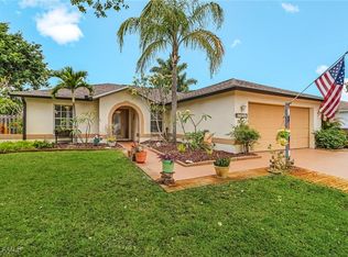 15553 Horseshoe Ln, Fort Myers, FL 33905