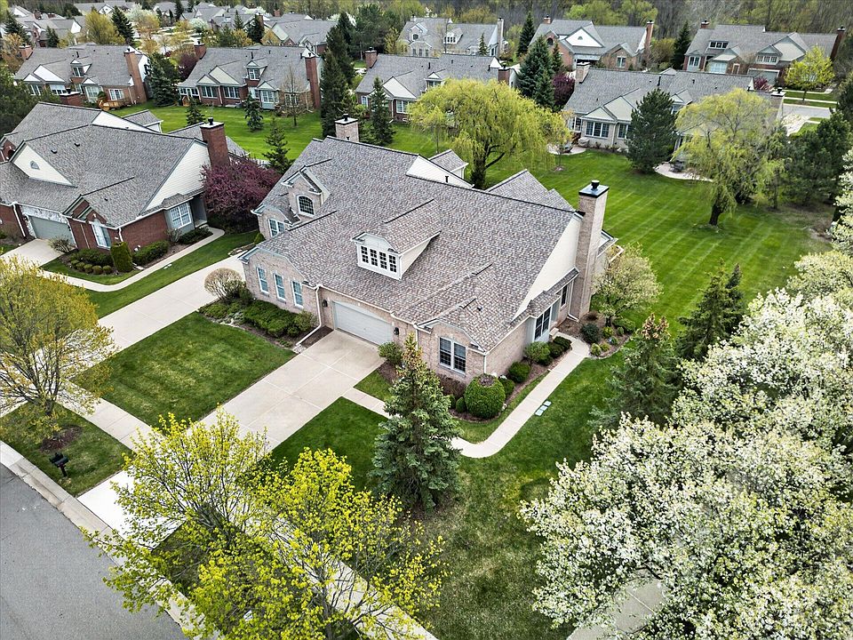 1st image of 44543 Birchwood Ct
