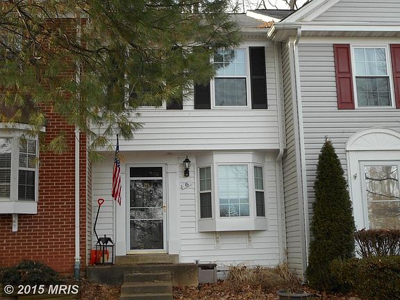 Front 3 Story TH Finished Basement Many Parkin SP