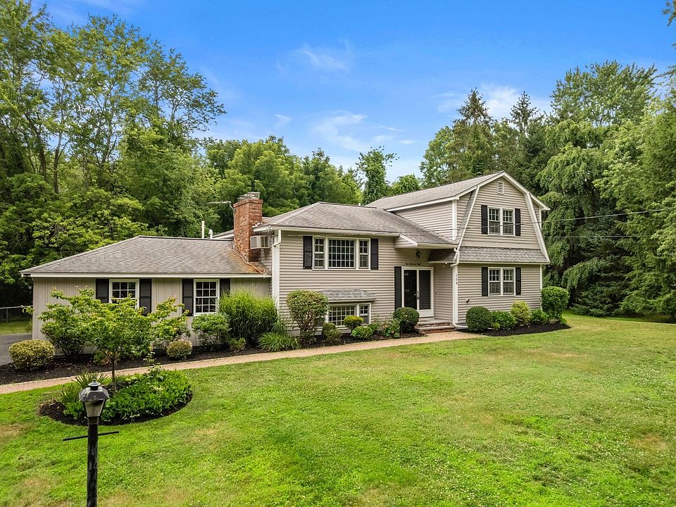 1st image of 108 Greenwood Rd