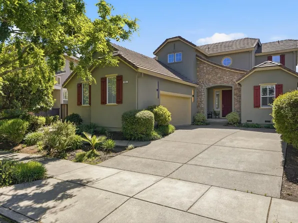 925 Pinot Noir Way, Windsor, CA 95492