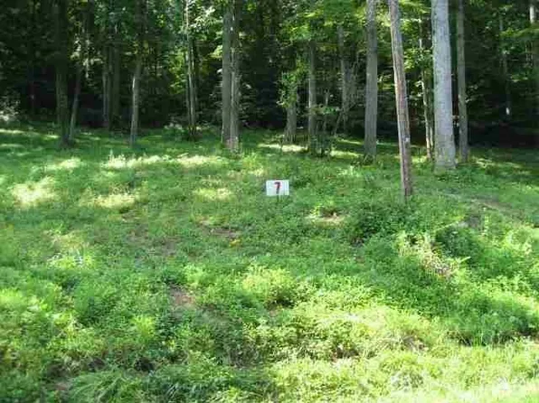 7 Short White Oak Rd, Russell, KY 41169