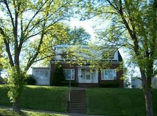 101 E 8th St, Muscatine, IA 52761