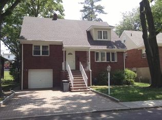 1108 Inwood Ter, Fort Lee, NJ 07024