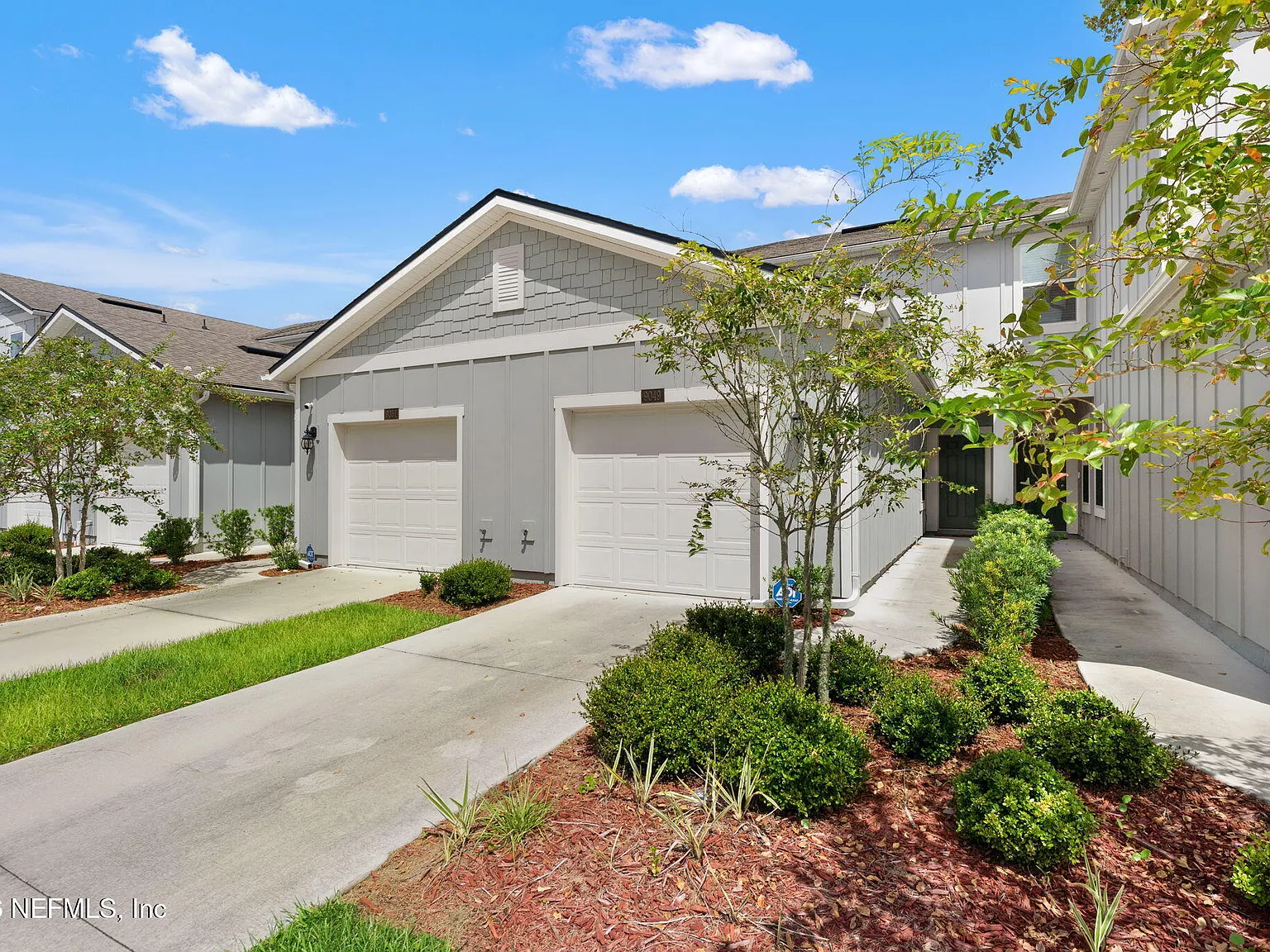 2 bed, 2.5 bath, 1202 sqft, $1,675 — Photo 3