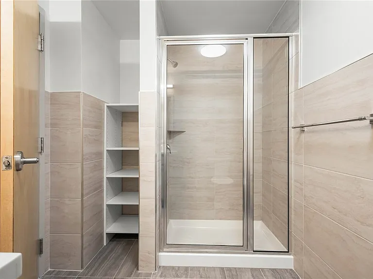 105 Main St #2 — Photo 20