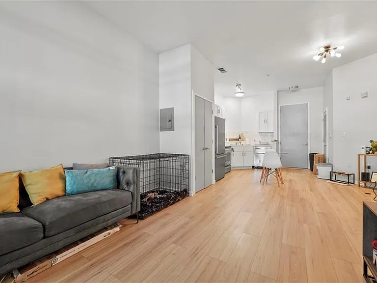 898 Oak St SW #1105 — Photo 13